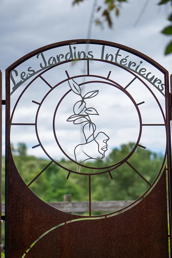 Porte en métal sculpté "Les Jardins Intérieurs"